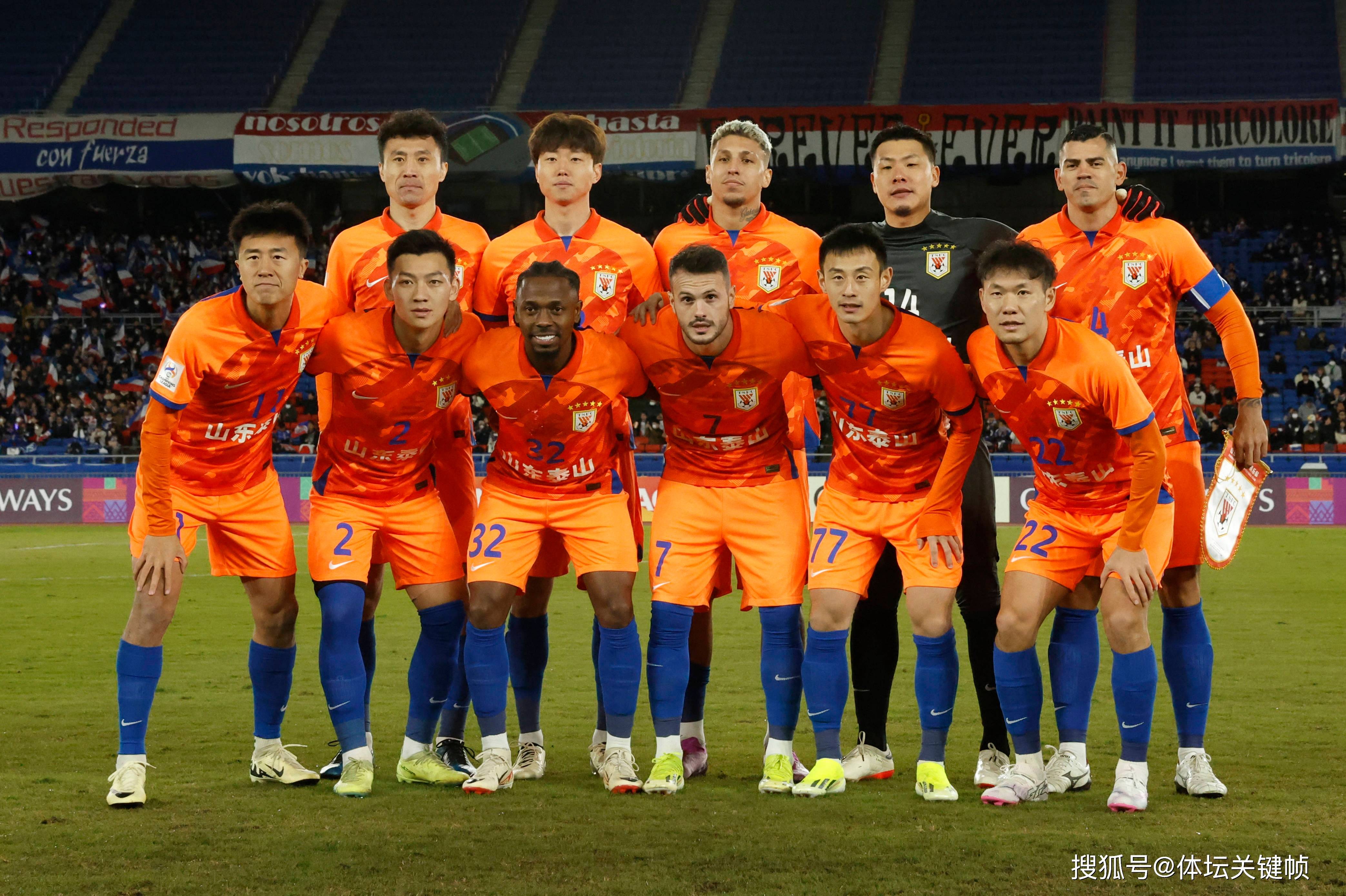 包含山东泰山训练开放日，赛后官宣签约引欢呼，NBA常规赛在即，训练强度明显提升的词条-爱游戏在线入口