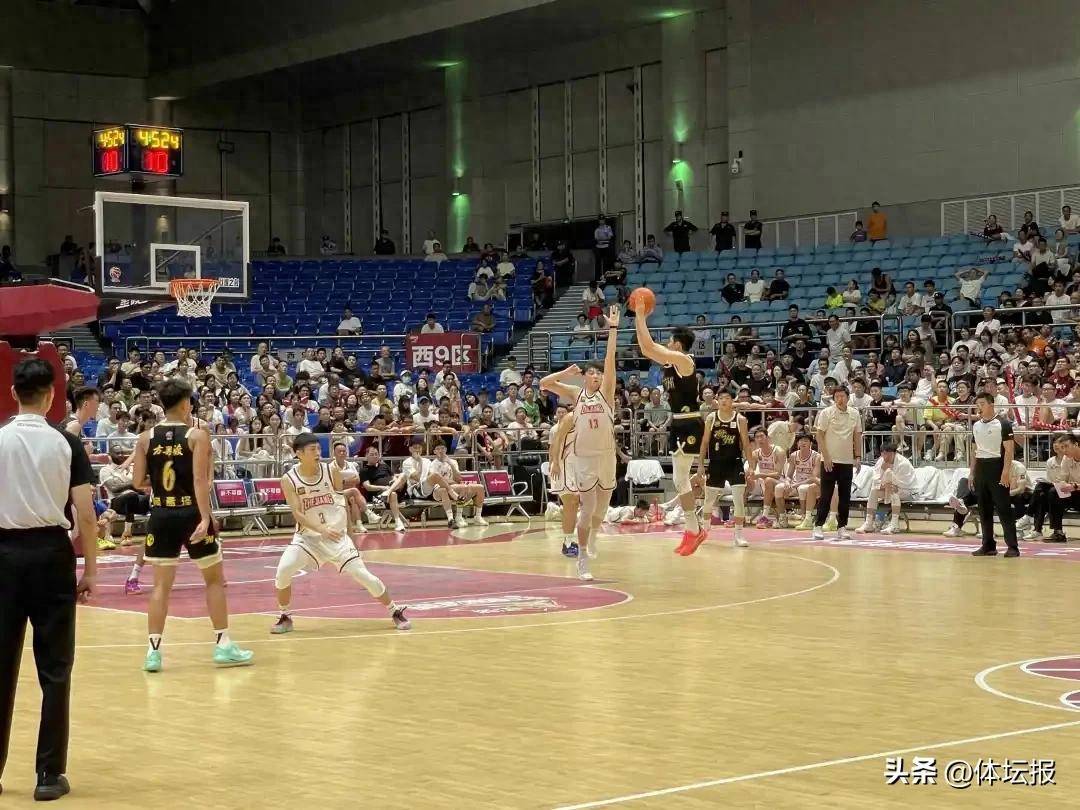 关于CBA季后赛赛程吃紧；浙江稠州今晨更衣室发声；更衣室稳定；纪律约束更严格的信息