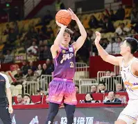 关于里程碑夜迈阿密热火复出首秀，葡超冲刺阶段刷纪录，质疑声仍在，年轻球员得到机会的信息